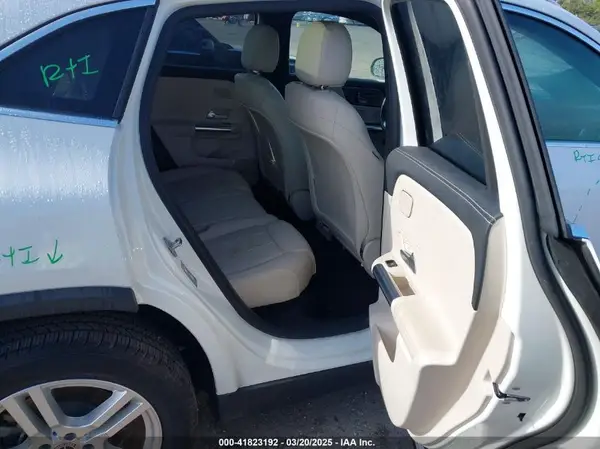 W1N4N4HB0MJ112144 2021 MERCEDES-BENZ GLA-KLASSE - Image 8
