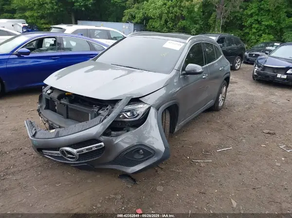 W1N4N4HB0MJ235877 2021 MERCEDES-BENZ GLA-KLASSE - Image 2