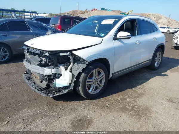 W1N4N4HB0MJ272945 2021 MERCEDES-BENZ GLA-KLASSE - Image 2