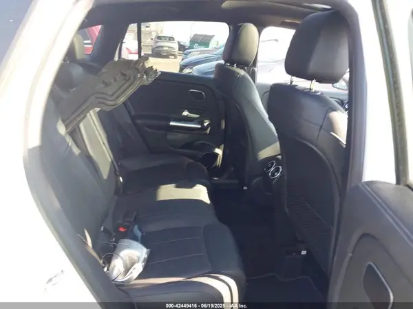 W1N4N4HB0MJ272945 2021 MERCEDES-BENZ GLA-KLASSE - Image 8