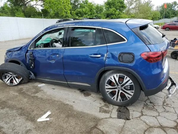W1N4N4HB1SJ693683 2025 MERCEDES-BENZ GLA-KLASSE - Image 2