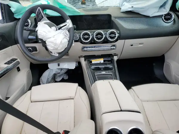W1N4N4HB1SJ693683 2025 MERCEDES-BENZ GLA-KLASSE - Image 8
