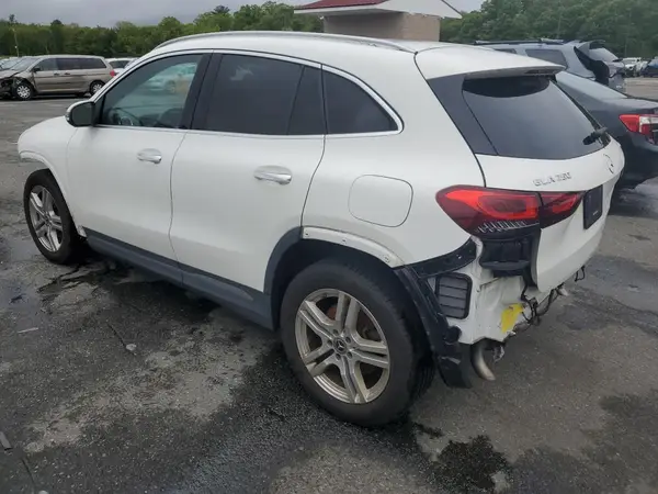 W1N4N4HB4MJ240855 2021 MERCEDES-BENZ GLA-KLASSE - Image 2