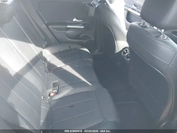 W1N4N4HB4MJ248695 2021 MERCEDES-BENZ GLA-KLASSE - Image 8