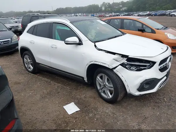 W1N4N4HB4MJ265366 2021 MERCEDES-BENZ GLA-KLASSE - Image 1