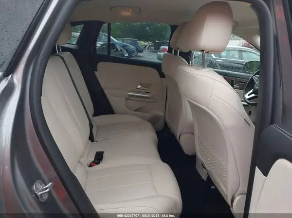 W1N4N4HB4PJ489869 2023 MERCEDES-BENZ GLA-KLASSE - Image 8