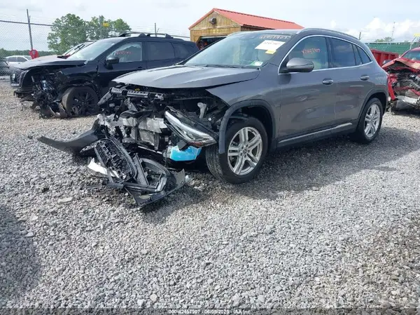W1N4N4HB4PJ498555 2023 MERCEDES-BENZ GLA-KLASSE - Image 2