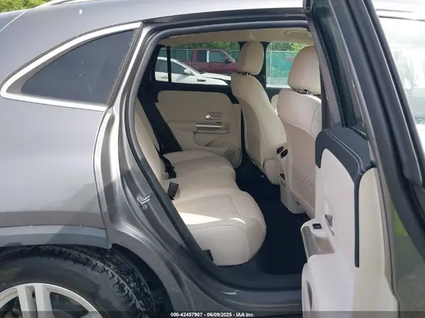 W1N4N4HB4PJ498555 2023 MERCEDES-BENZ GLA-KLASSE - Image 8
