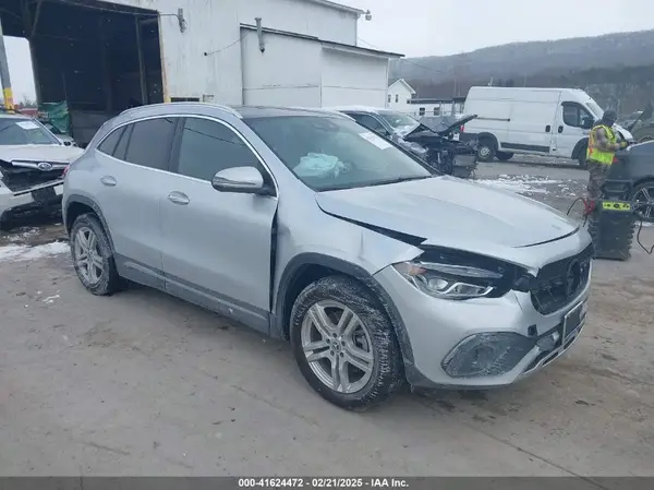 W1N4N4HB6MJ245989 2021 MERCEDES-BENZ GLA-KLASSE - Image 1