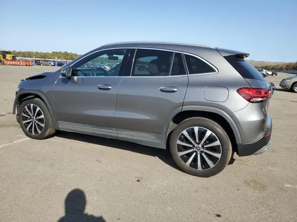 W1N4N4HB7MJ208210 2021 MERCEDES-BENZ GLA-KLASSE - Image 2