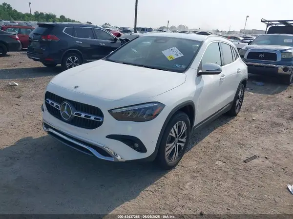 W1N4N4HB7SJ704637 2025 MERCEDES-BENZ GLA-KLASSE - Image 2