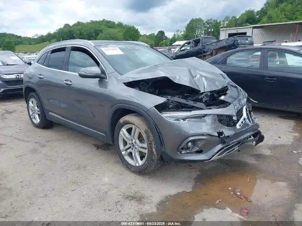 W1N4N4HB8MJ204327 2021 MERCEDES-BENZ GLA-KLASSE - Image 1