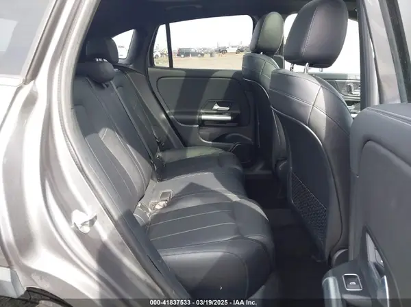 W1N4N4HB9MJ195654 2021 MERCEDES-BENZ GLA-KLASSE - Image 8