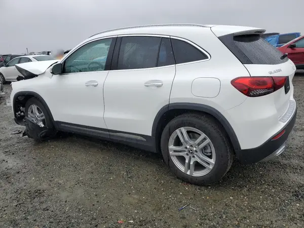 W1N4N4HBXPJ492369 2023 MERCEDES-BENZ GLA-KLASSE - Image 2