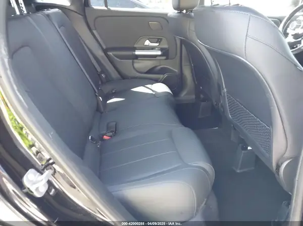 W1N4N4HBXSJ685162 2025 MERCEDES-BENZ GLA-KLASSE - Image 8