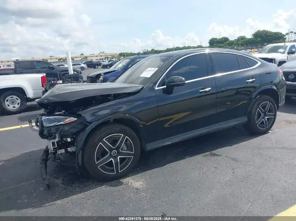 W1NKJ4HB3RF110904 2024 MERCEDES-BENZ GLC - Image 2