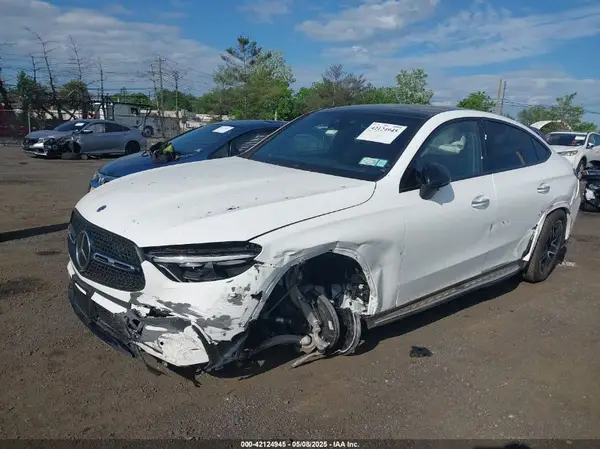 W1NKJ4HB5RF232289 2024 MERCEDES-BENZ GLC - Image 2