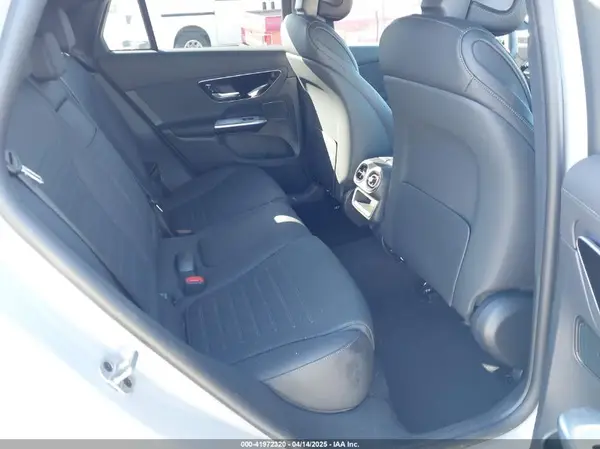 W1NKJ4HB7SF247723 2025 MERCEDES-BENZ GLC - Image 8