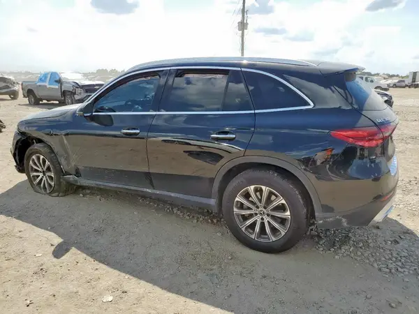 W1NKM4GB0RF195256 2024 MERCEDES-BENZ GLC - Image 2