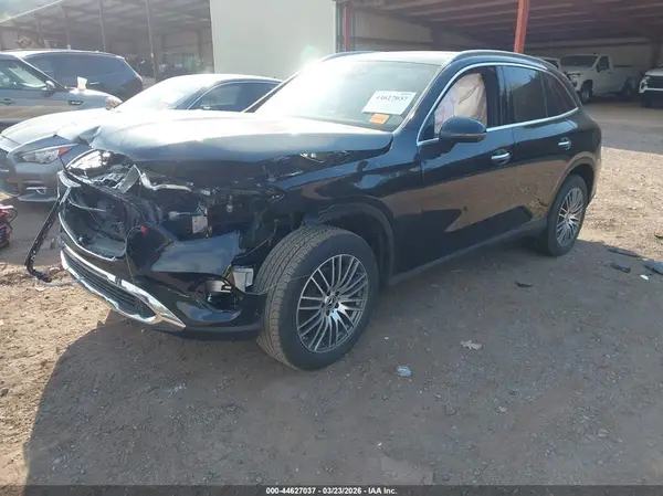 W1NKM4GB0TF459650 2026 MERCEDES-BENZ GLC - Image 2