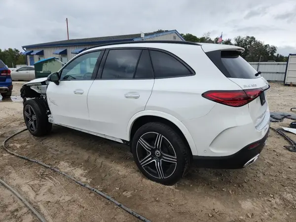 W1NKM4GB2RF157561 2024 MERCEDES-BENZ GLC - Image 2