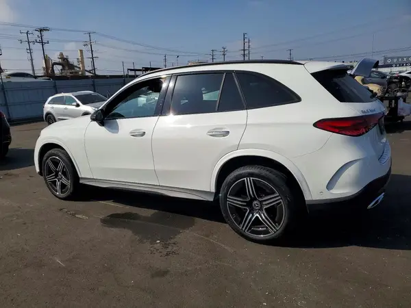W1NKM4GB2TF456023 2026 MERCEDES-BENZ GLC - Image 2