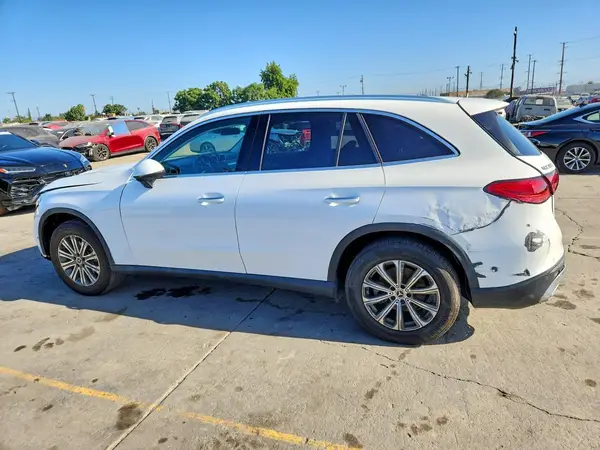W1NKM4GB3RF174711 2024 MERCEDES-BENZ GLC - Image 2