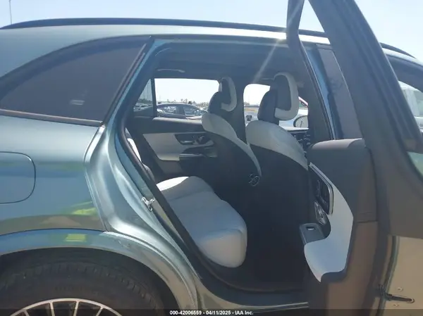 W1NKM4GB3SF285488 2025 MERCEDES-BENZ GLC - Image 8