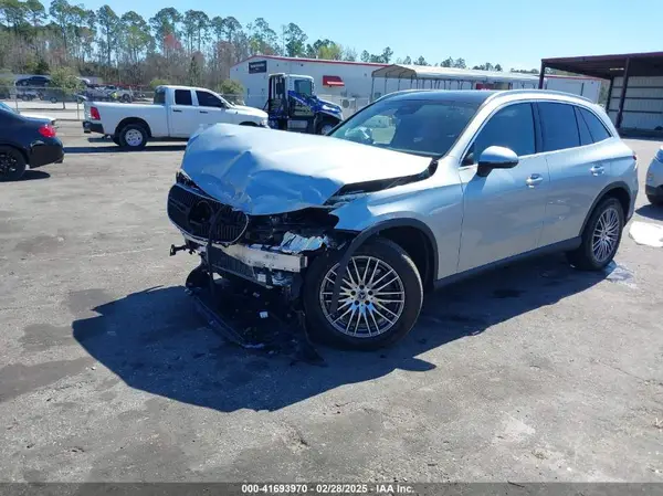 W1NKM4GB4RF172935 2024 MERCEDES-BENZ GLC - Image 2