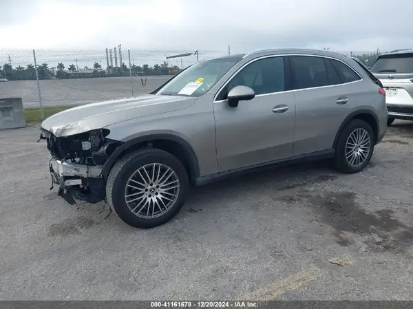W1NKM4GB4RF204606 2024 MERCEDES-BENZ GLC - Image 2