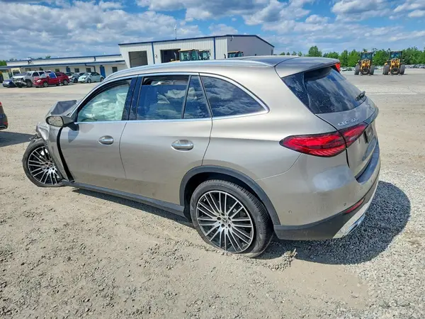 W1NKM4GB4RF225116 2024 MERCEDES-BENZ GLC - Image 2