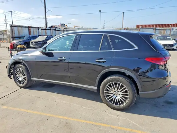 W1NKM4GB5RF184382 2024 MERCEDES-BENZ GLC - Image 2