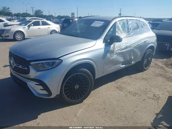 W1NKM4GB5SF280826 2025 MERCEDES-BENZ GLC - Image 2