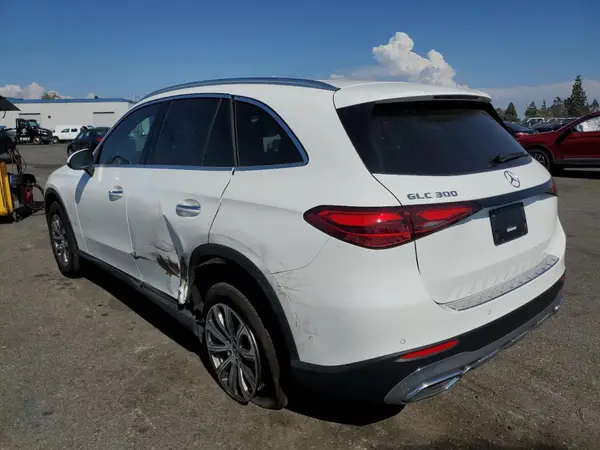 W1NKM4GB6RF140567 2024 MERCEDES-BENZ GLC - Image 2