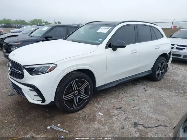 W1NKM4GB6RF163542 2024 MERCEDES-BENZ GLC - Image 2