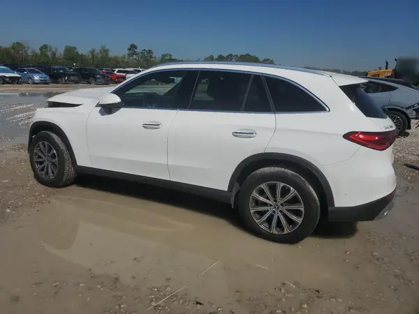 W1NKM4GB6RF209547 2024 MERCEDES-BENZ GLC - Image 2