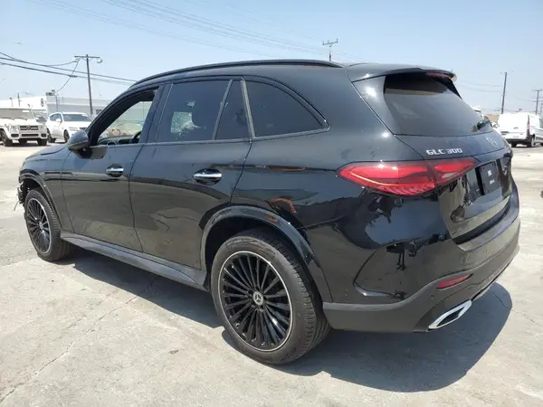 W1NKM4GB6RF211010 2024 MERCEDES-BENZ GLC - Image 2