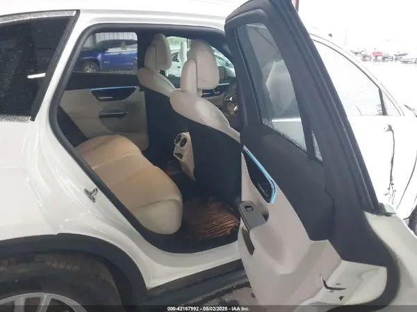 W1NKM4GB6SF337549 2025 MERCEDES-BENZ GLC - Image 8