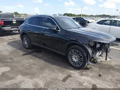 W1NKM4GB6TF480390 2026 MERCEDES-BENZ GLC