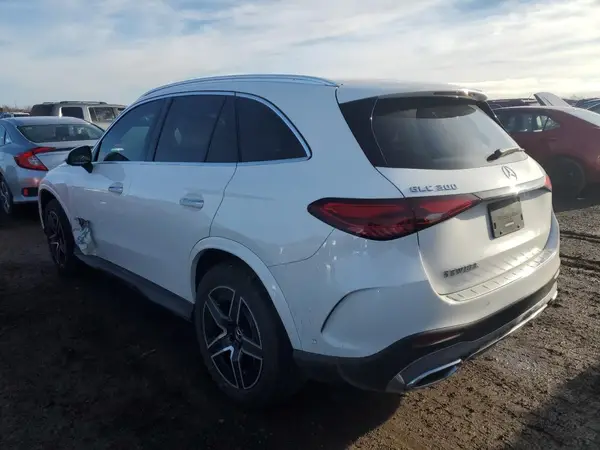 W1NKM4GB7RF064213 2024 MERCEDES-BENZ GLC - Image 2