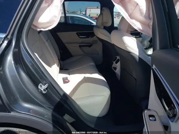 W1NKM4GB7TF548910 2026 MERCEDES-BENZ GLC - Image 8