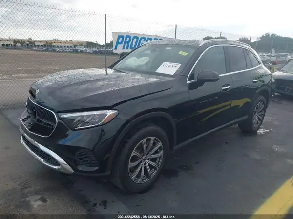 W1NKM4GB8PF047045 2023 MERCEDES-BENZ GLC - Image 2