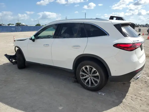 W1NKM4GB8RF175370 2024 MERCEDES-BENZ GLC - Image 2