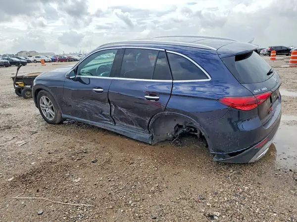 W1NKM4GB8RF176177 2024 MERCEDES-BENZ GLC - Image 2