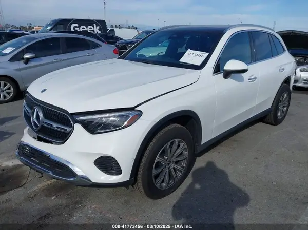 W1NKM4GB8RF189222 2024 MERCEDES-BENZ GLC - Image 2