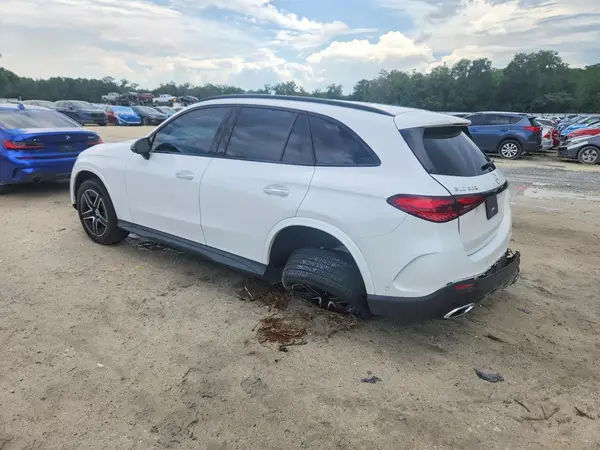 W1NKM4GB8RF208867 2024 MERCEDES-BENZ GLC - Image 2