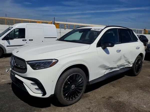 W1NKM4GB8TU109369 2026 MERCEDES-BENZ GLC - Image 1