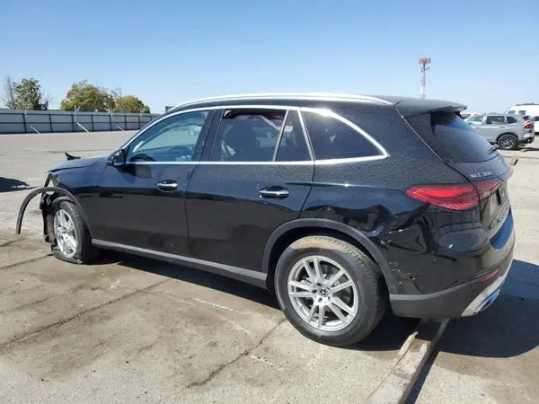 W1NKM4GB9SU086408 2025 MERCEDES-BENZ GLC - Image 2