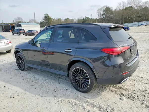 W1NKM4GBXPF063196 2023 MERCEDES-BENZ GLC - Image 2