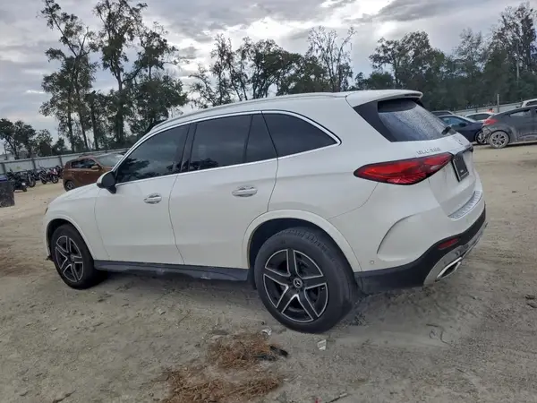 W1NKM4GBXRF164838 2024 MERCEDES-BENZ GLC - Image 2